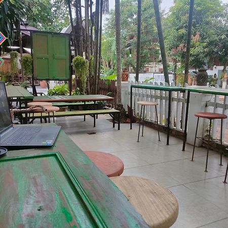 Lotus Corner - Heritage B&B Luang Prabang Esterno foto