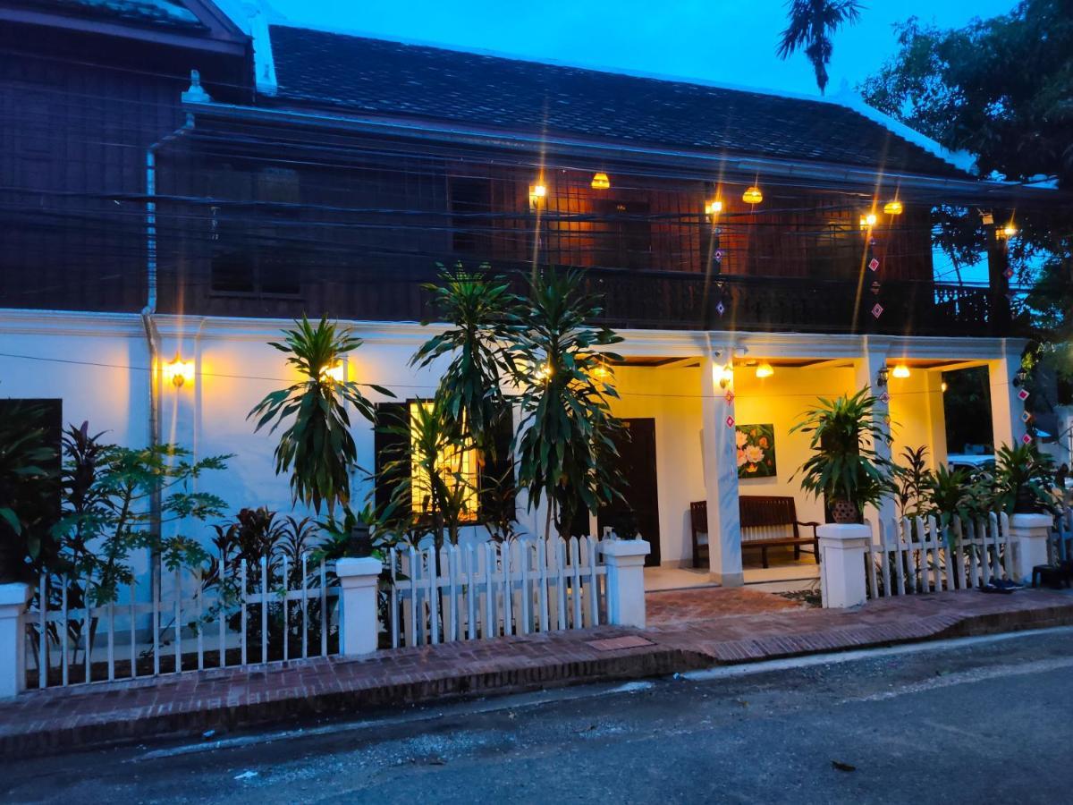 Lotus Corner - Heritage B&B Luang Prabang Esterno foto
