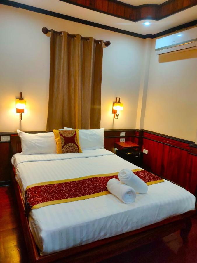 Lotus Corner - Heritage B&B Luang Prabang Esterno foto