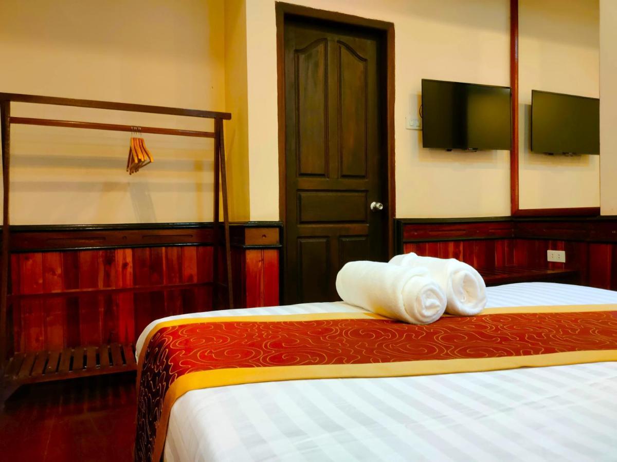 Lotus Corner - Heritage B&B Luang Prabang Esterno foto