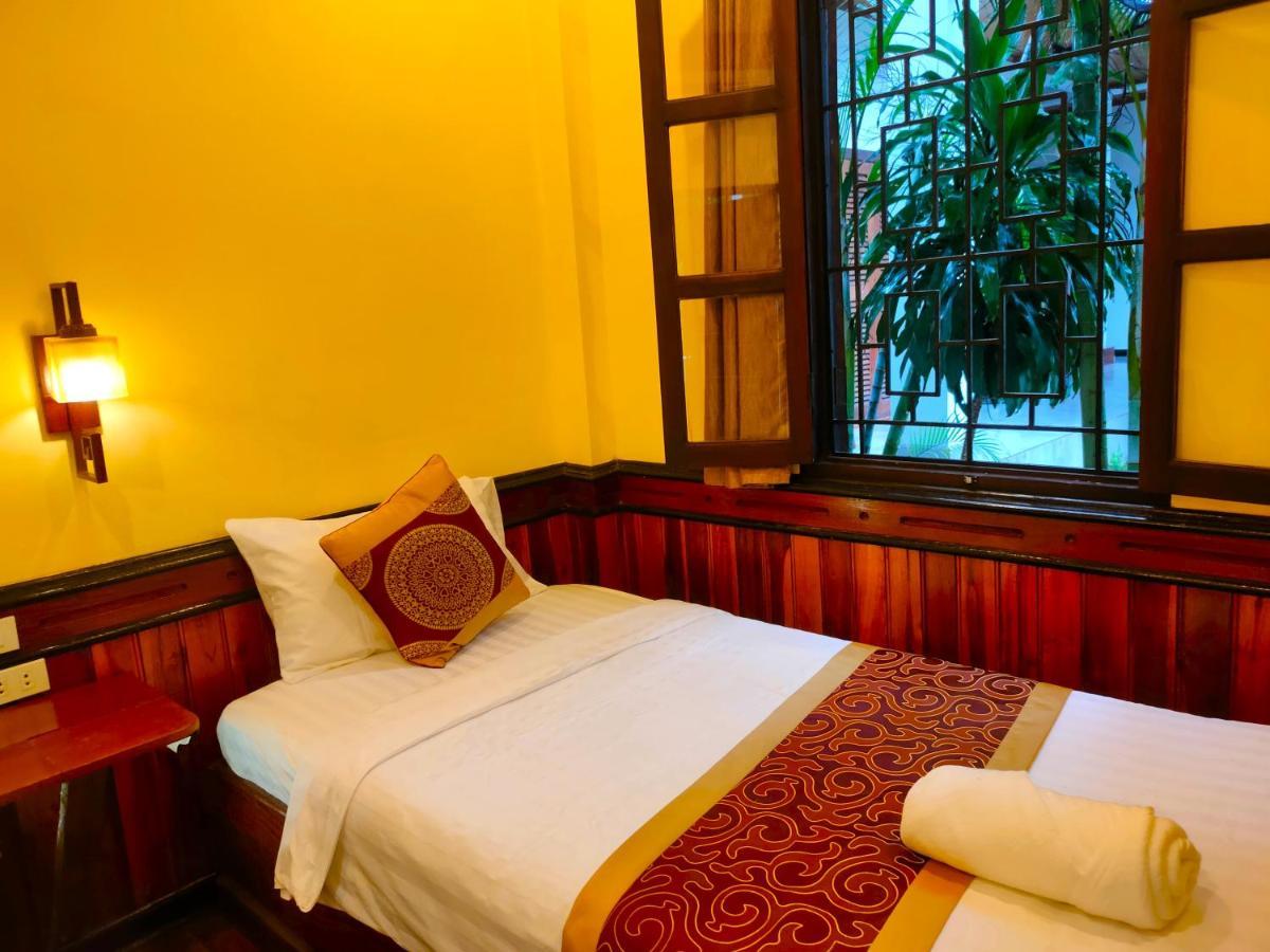 Lotus Corner - Heritage B&B Luang Prabang Esterno foto