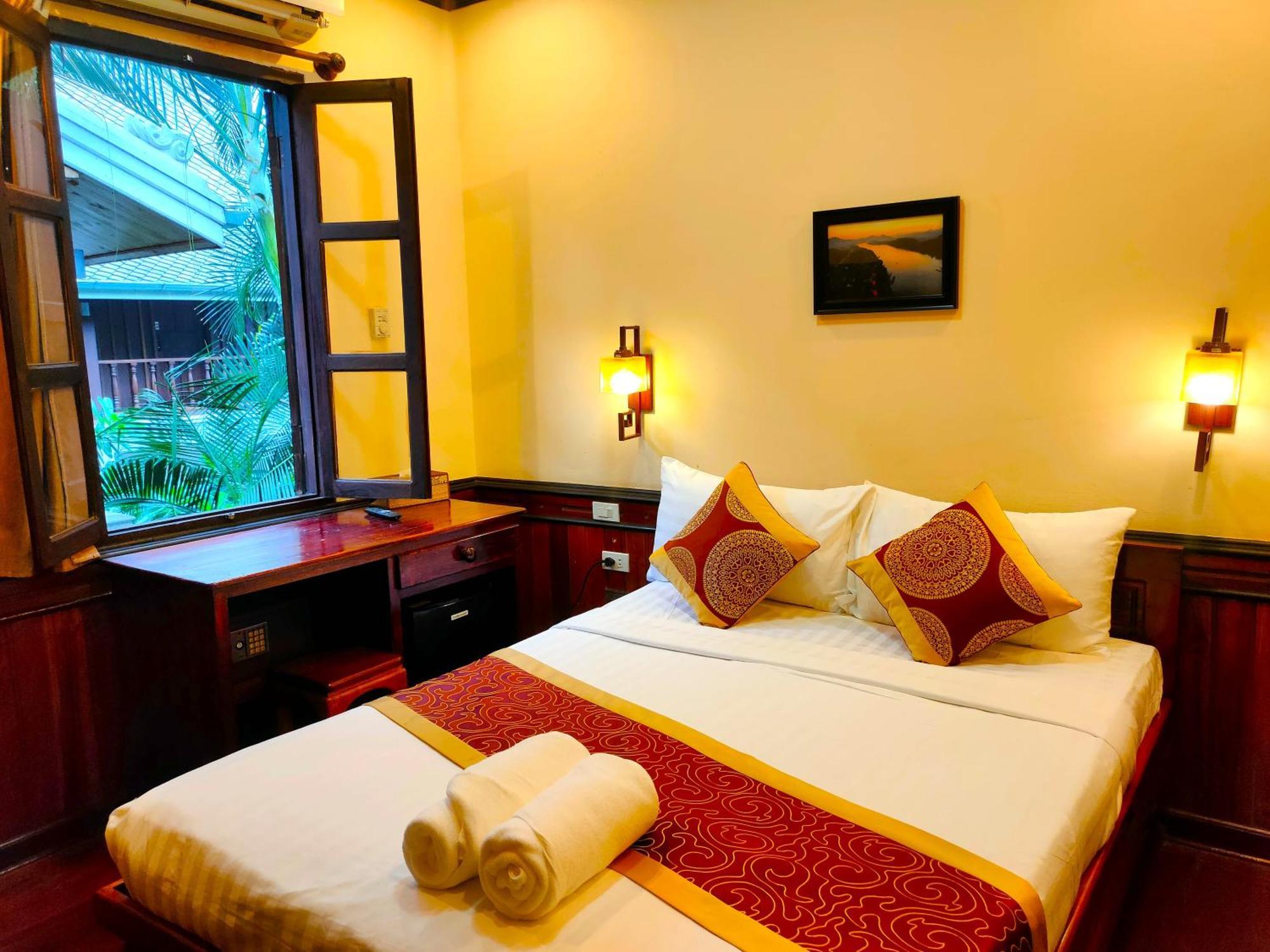 Lotus Corner - Heritage B&B Luang Prabang Esterno foto