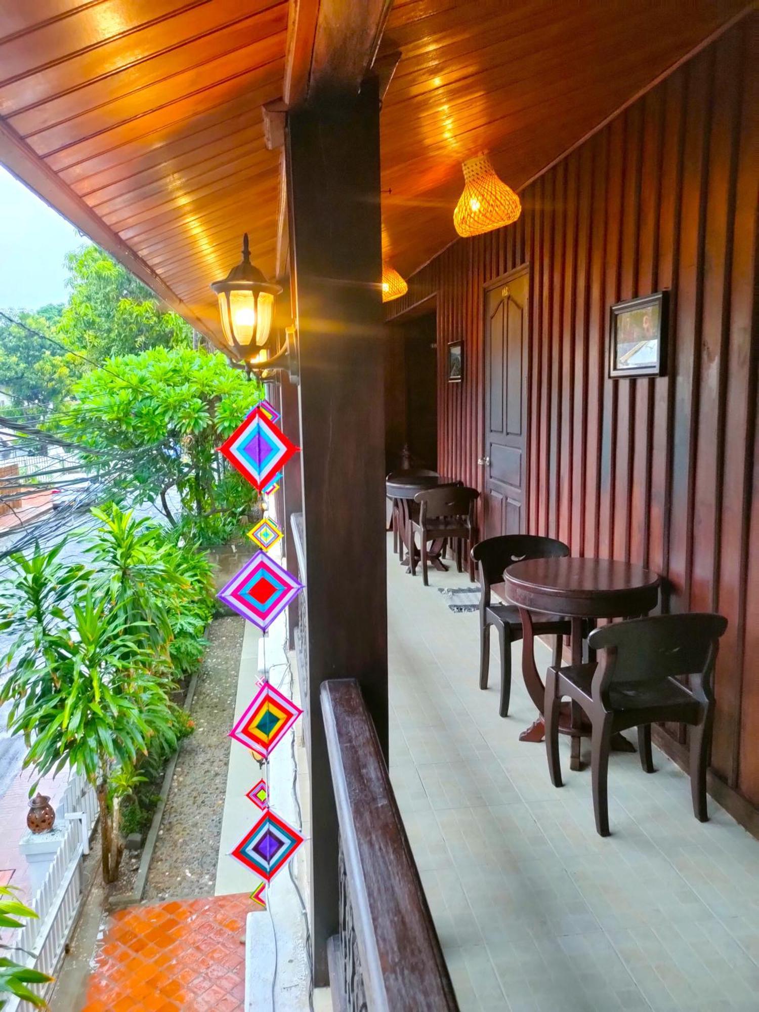 Lotus Corner - Heritage B&B Luang Prabang Esterno foto